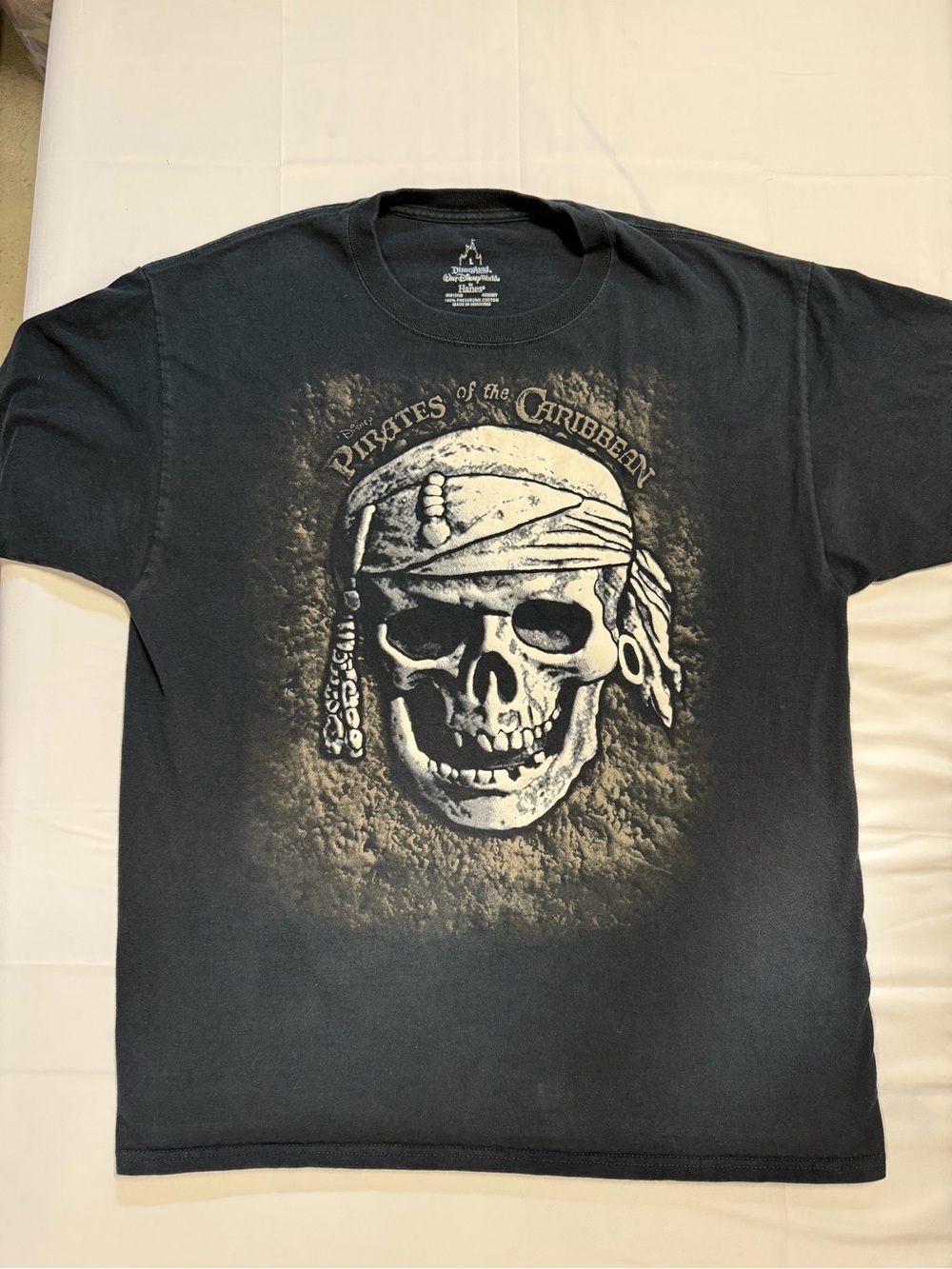 Disney Pirates of the Caribbean Skull Graphic Tee Black Size L Double Sided